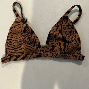 Worn 2 times . Beautiful brand